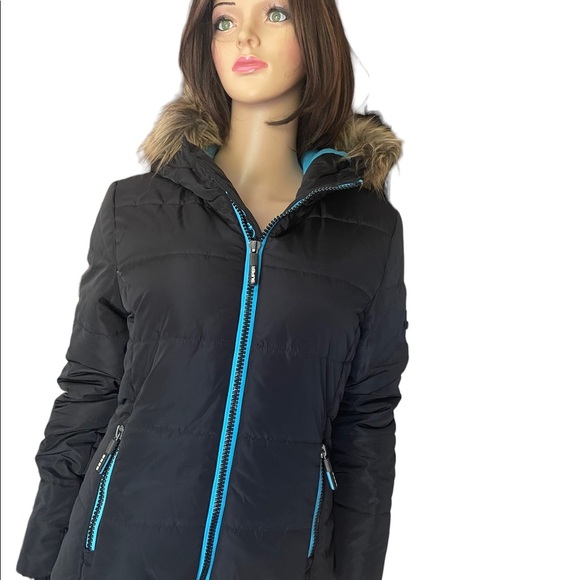 Superdry hooded fur
Polar Sports Puffer Jacket black size XS - Picture 2 of 14